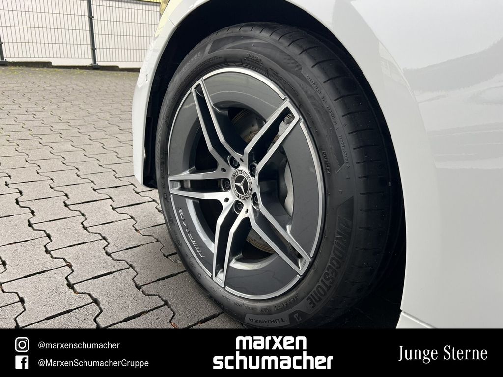 Mercedes-Benz E 300 2025