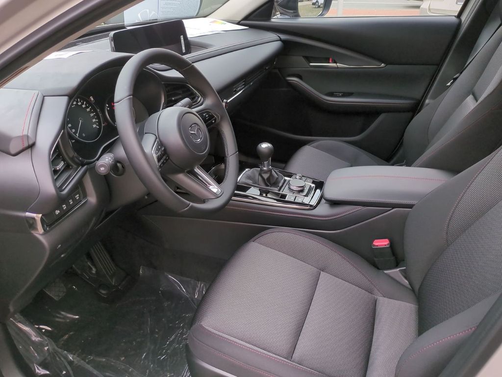 Mazda CX-30 2025