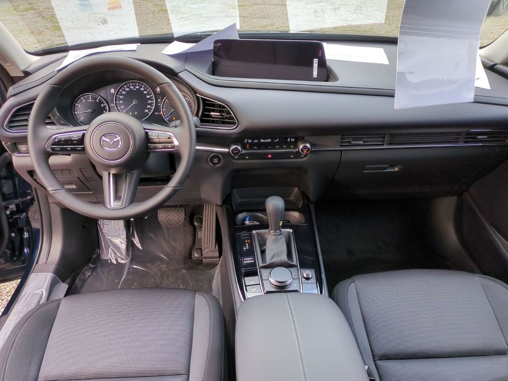 Mazda CX-30 2025