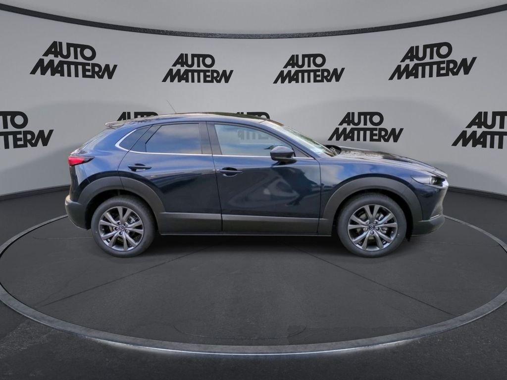 Mazda CX-30 2025