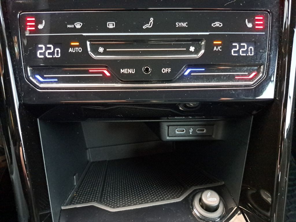 Volkswagen T-Roc 2023