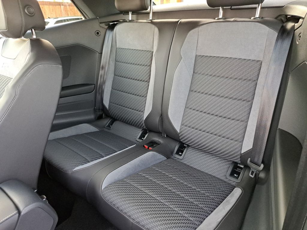 Volkswagen T-Roc 2023