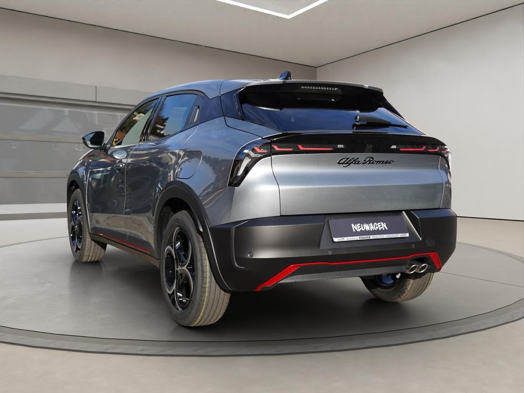 Alfa Romeo Junior 2025