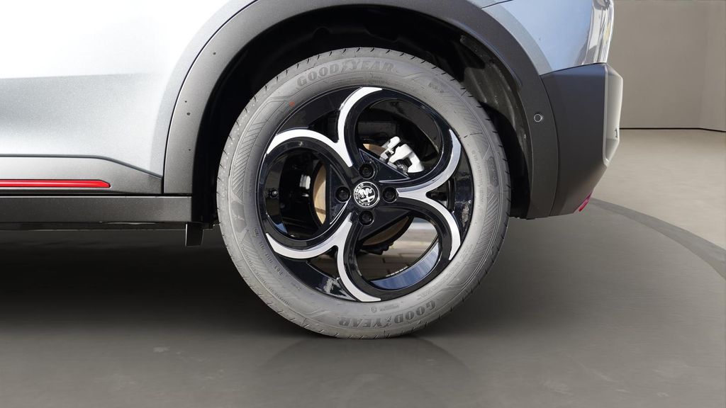 Alfa Romeo Junior 2025