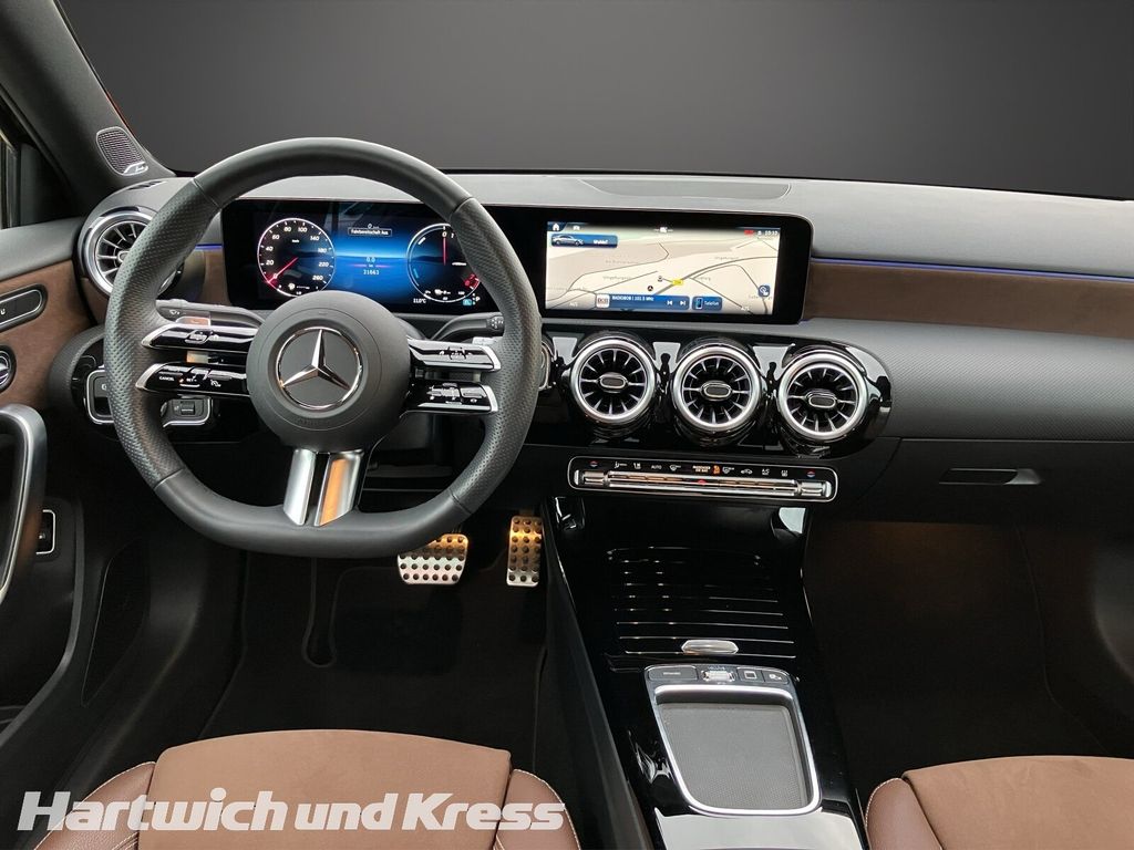 Mercedes-Benz A 250 2025