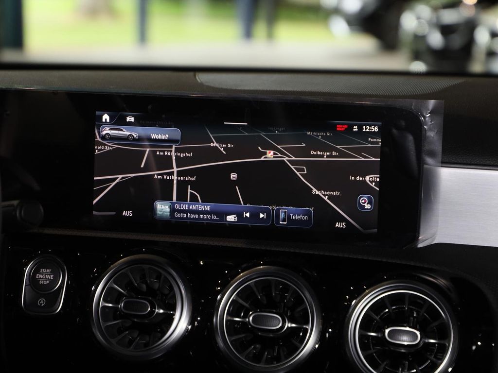 Mercedes-Benz A 200 2025