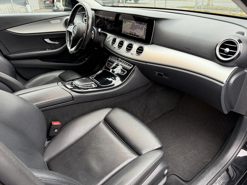 Mercedes-Benz E 220 2023