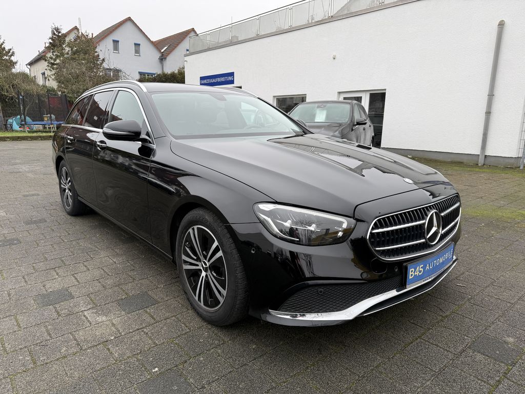 Mercedes-Benz E 220 2023