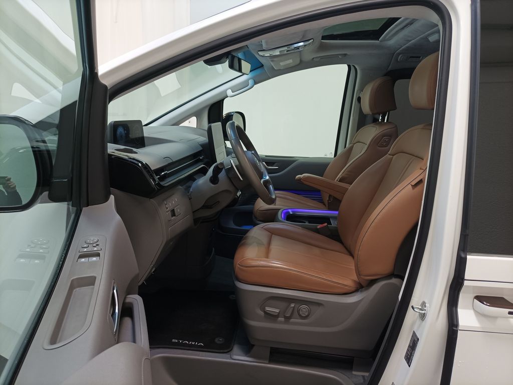 Hyundai STARIA 2023