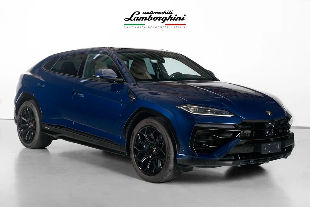Lamborghini Urus 2024