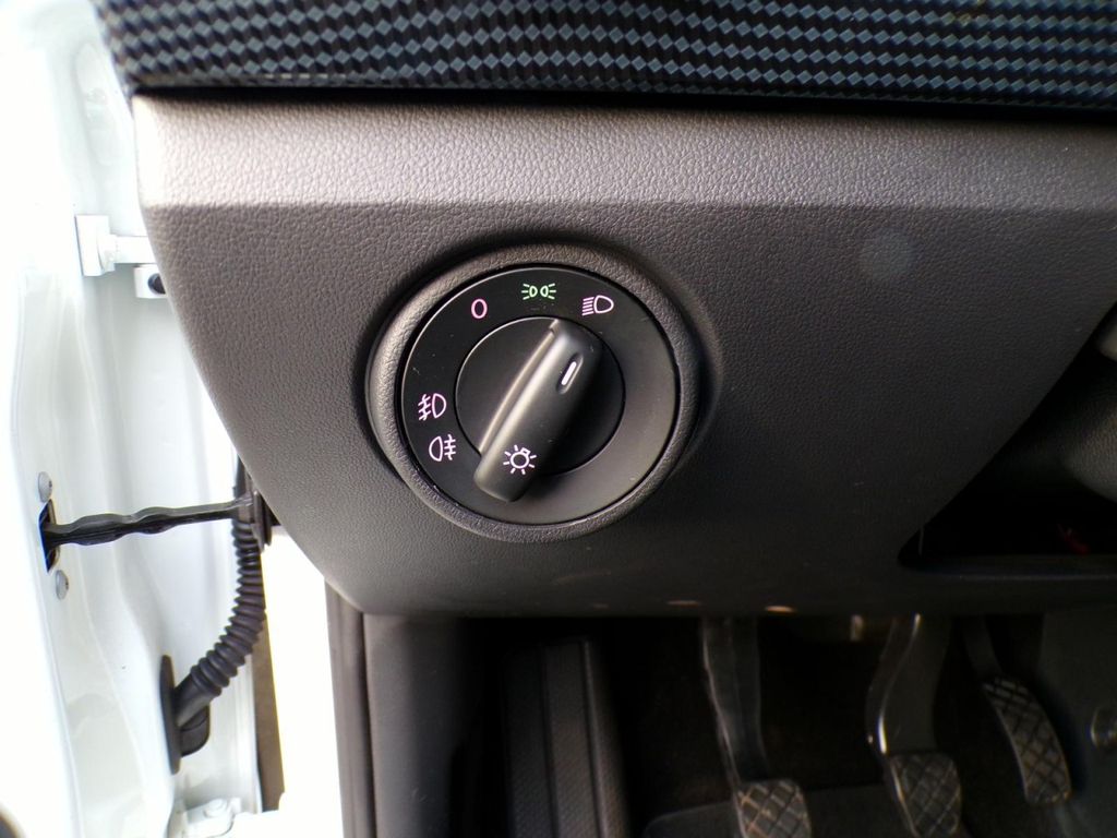 Volkswagen up! 2023