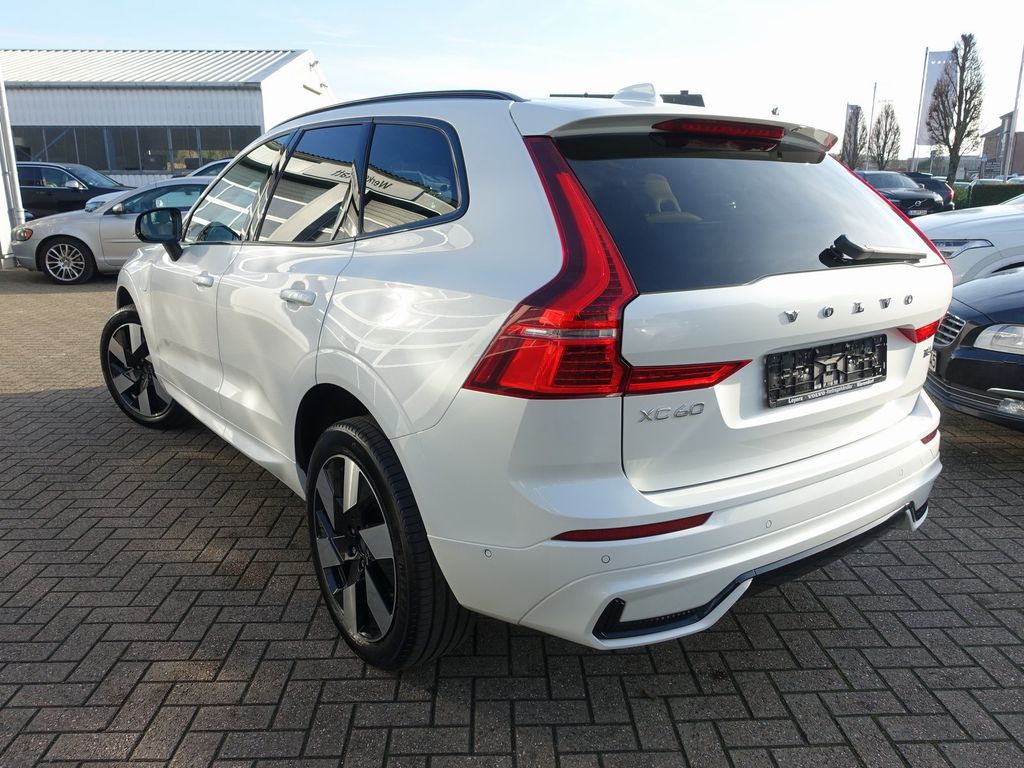 Volvo XC60 2025