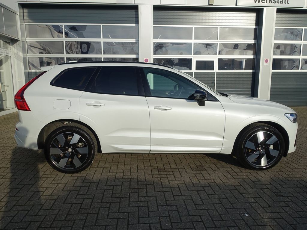 Volvo XC60 2025