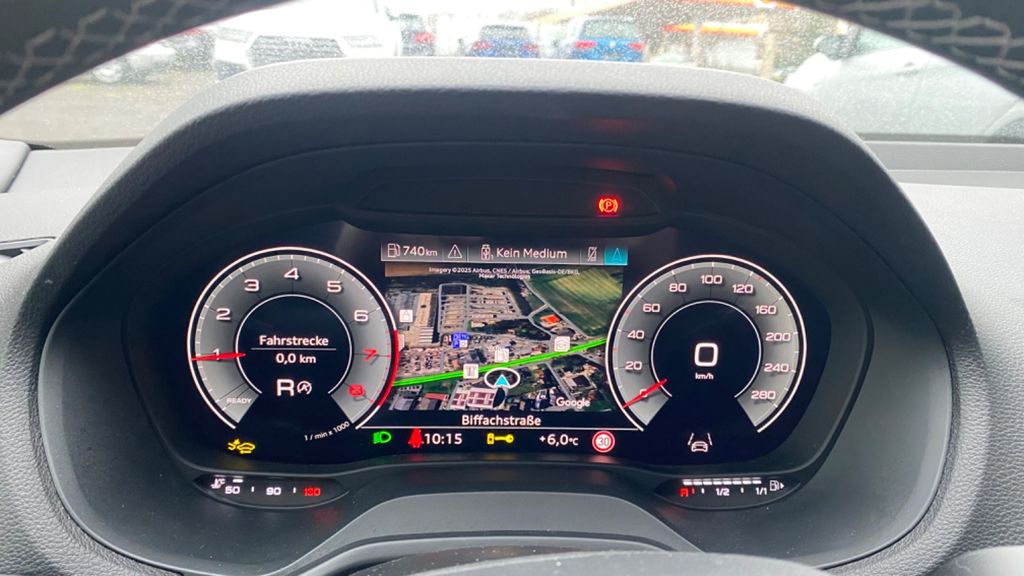 Audi Q2 2024