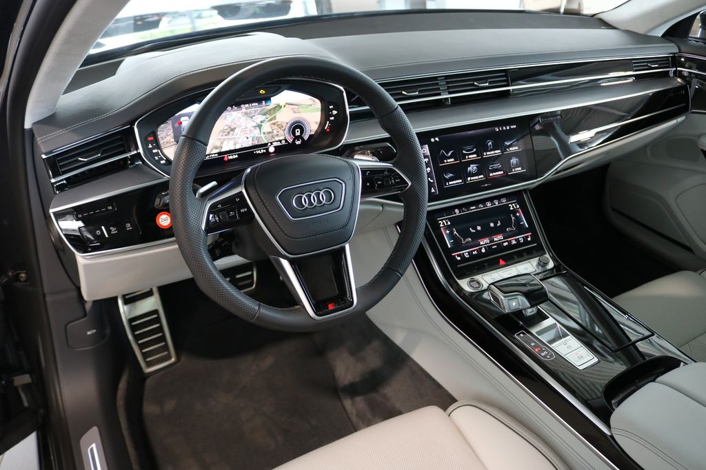 Audi A8 2024