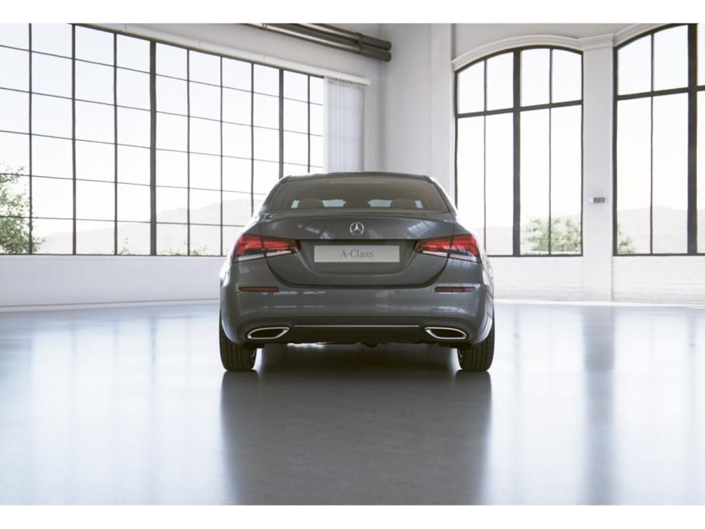 Mercedes-Benz A 250 2021