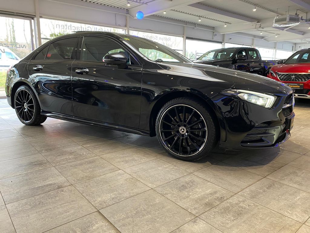 Mercedes-Benz A 250 2021