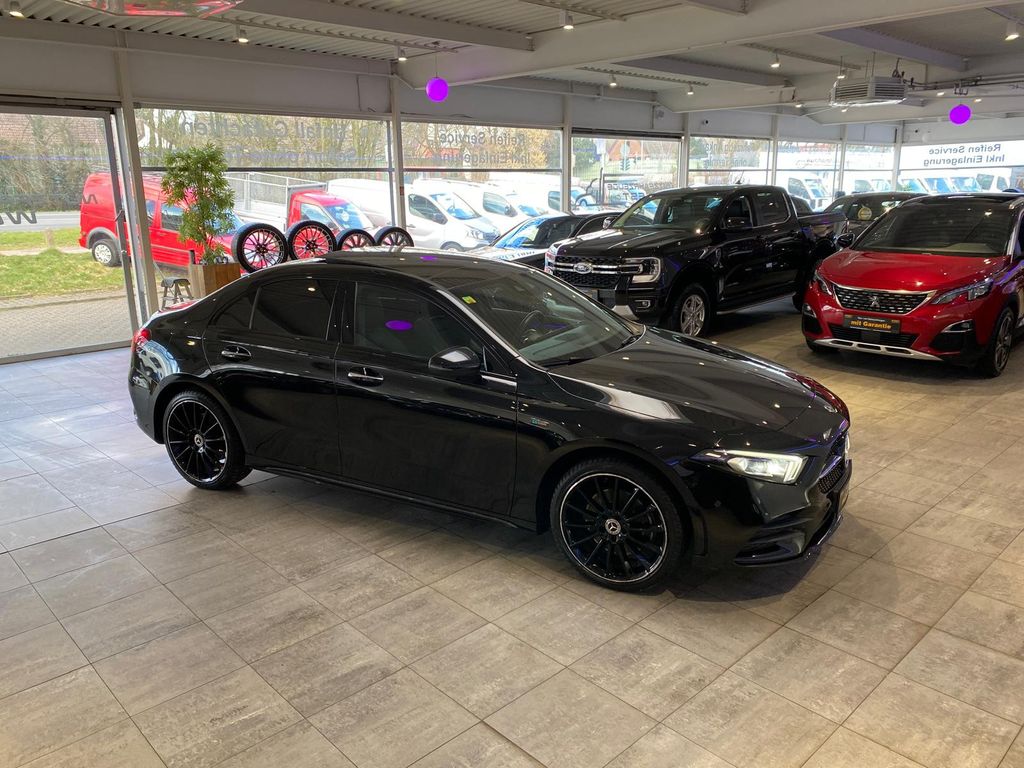 Mercedes-Benz A 250 2021