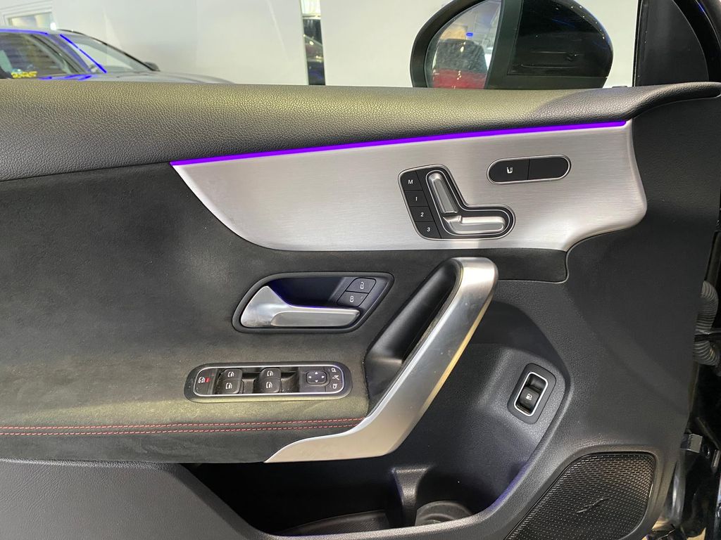 Mercedes-Benz A 250 2021