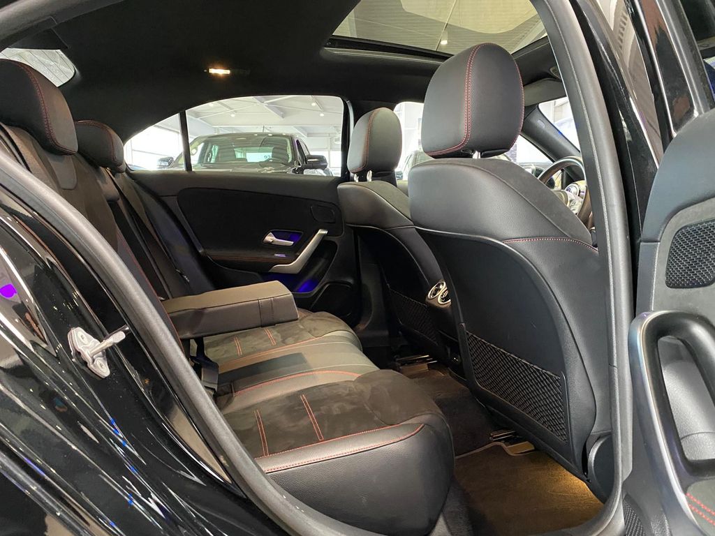 Mercedes-Benz A 250 2021