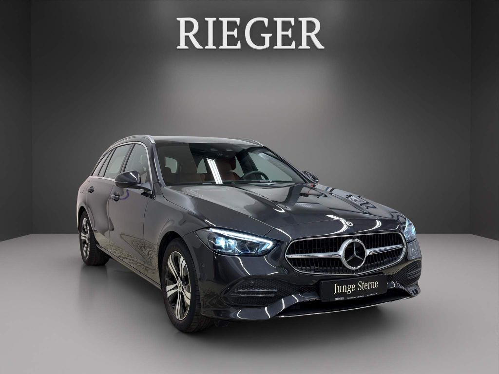 Mercedes-Benz C 220 2025