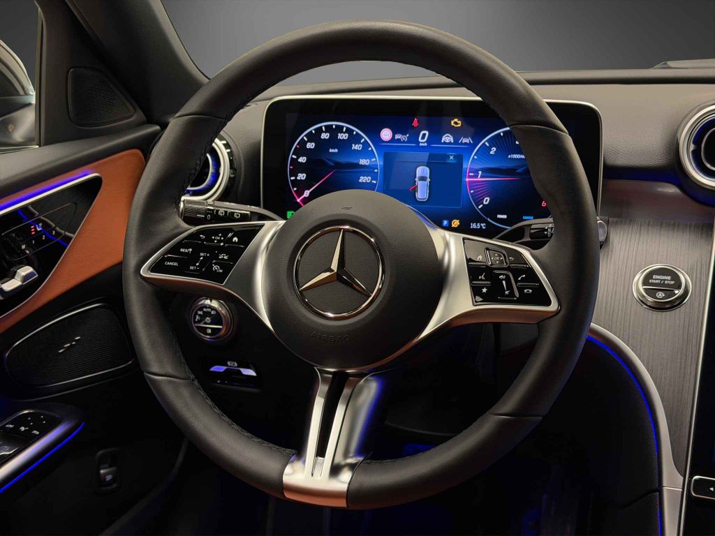 Mercedes-Benz C 220 2025