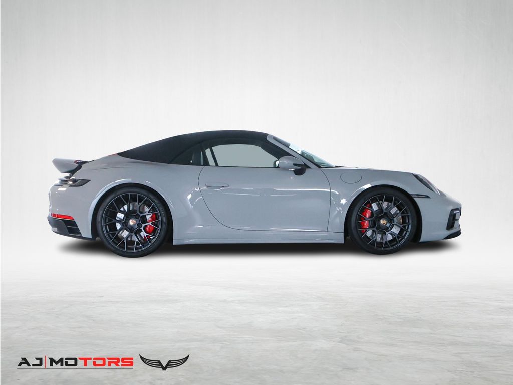 Porsche 992 2023