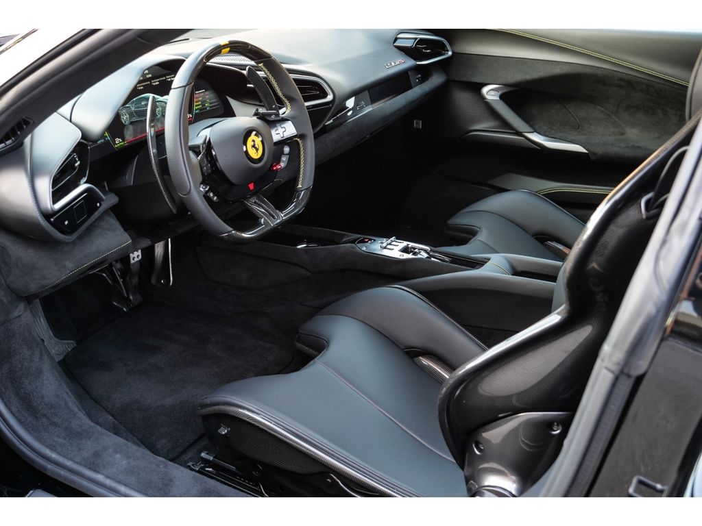 Ferrari 296 GTB 2025