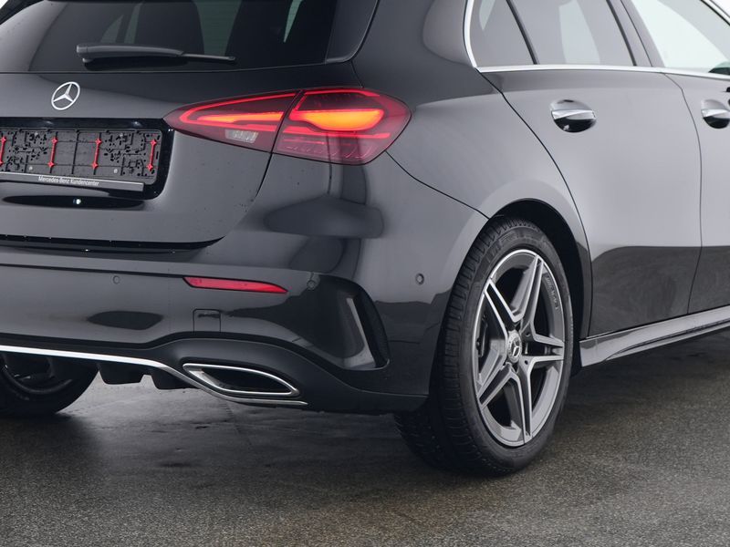 Mercedes-Benz A 220 2025