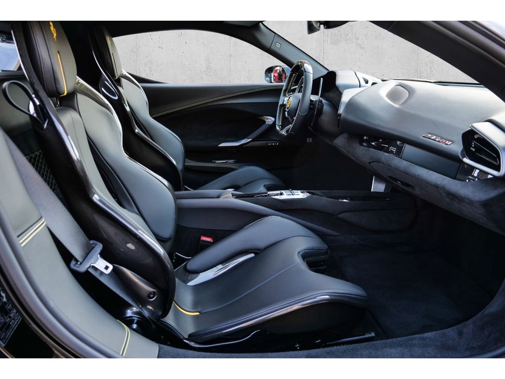 Ferrari 296 GTB 2025