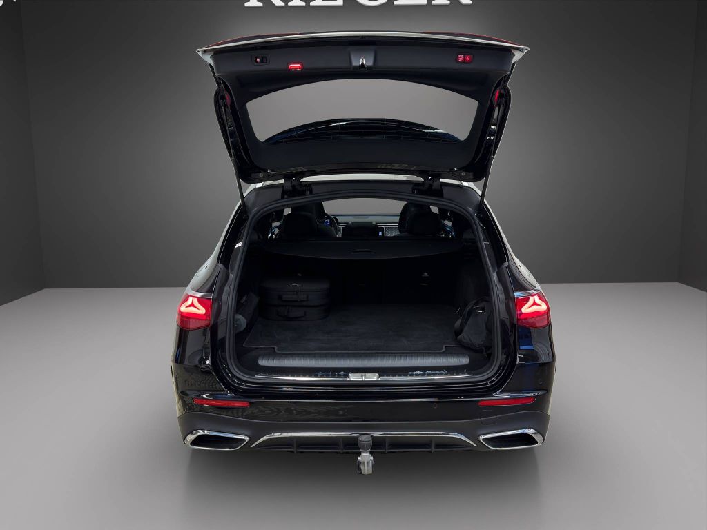 Mercedes-Benz E 300 2025