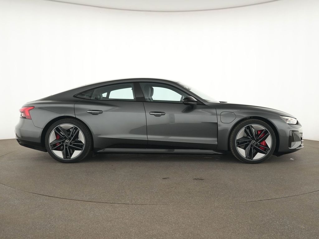 Audi RS e-tron GT 2023