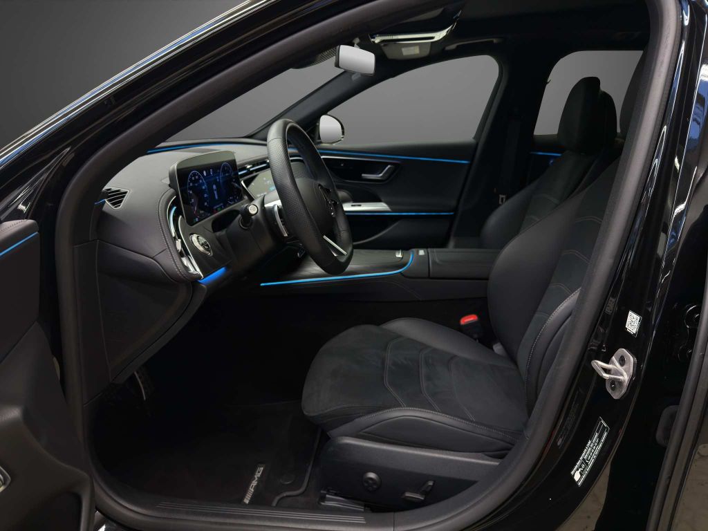 Mercedes-Benz E 300 2025
