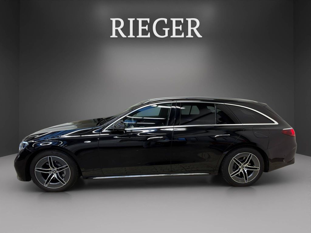 Mercedes-Benz E 300 2025