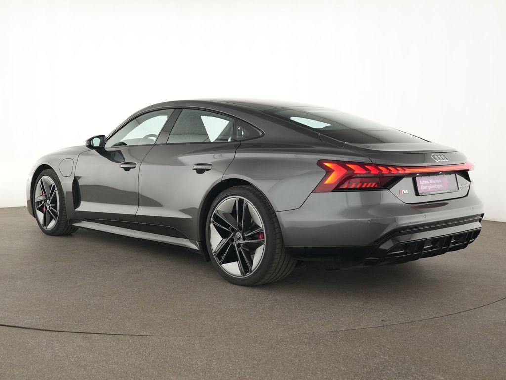 Audi RS e-tron GT 2023