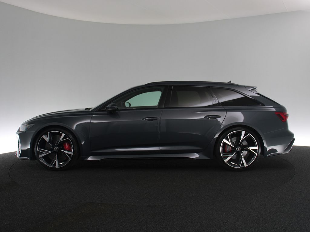 Audi RS6 2022