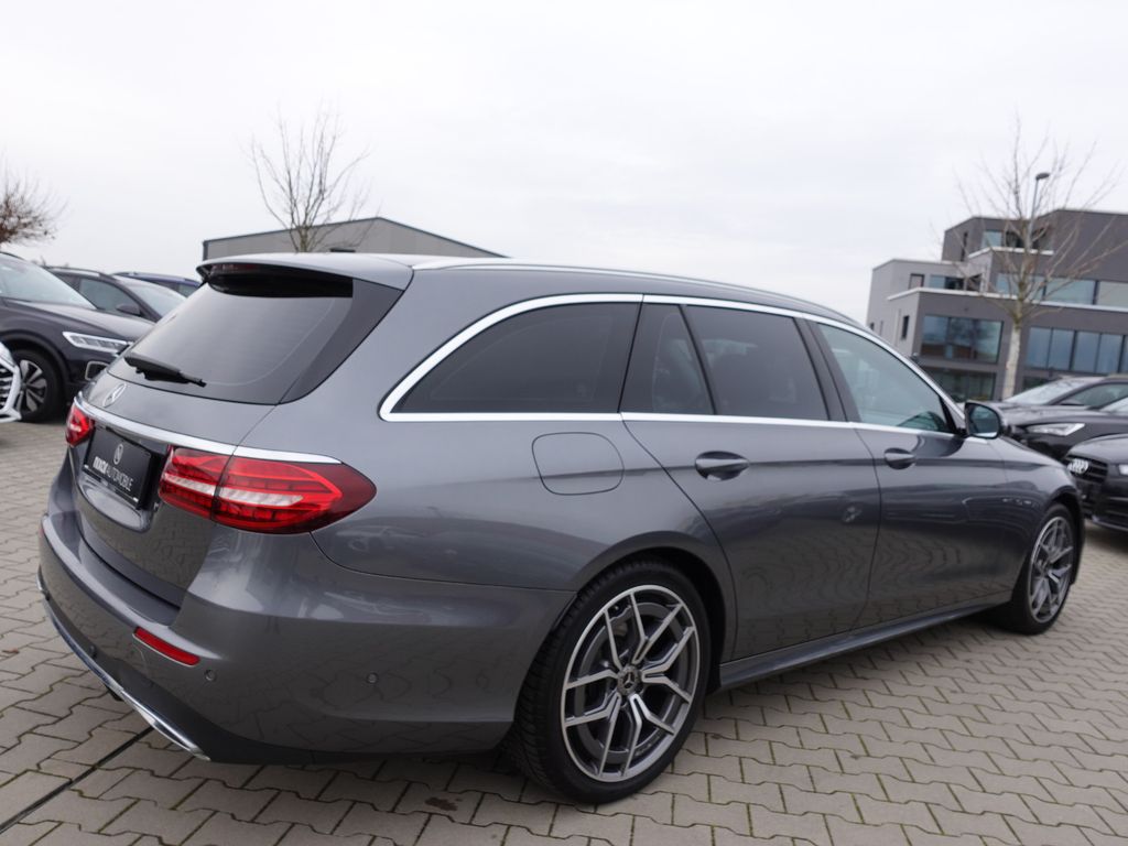 Mercedes-Benz E 220 2021