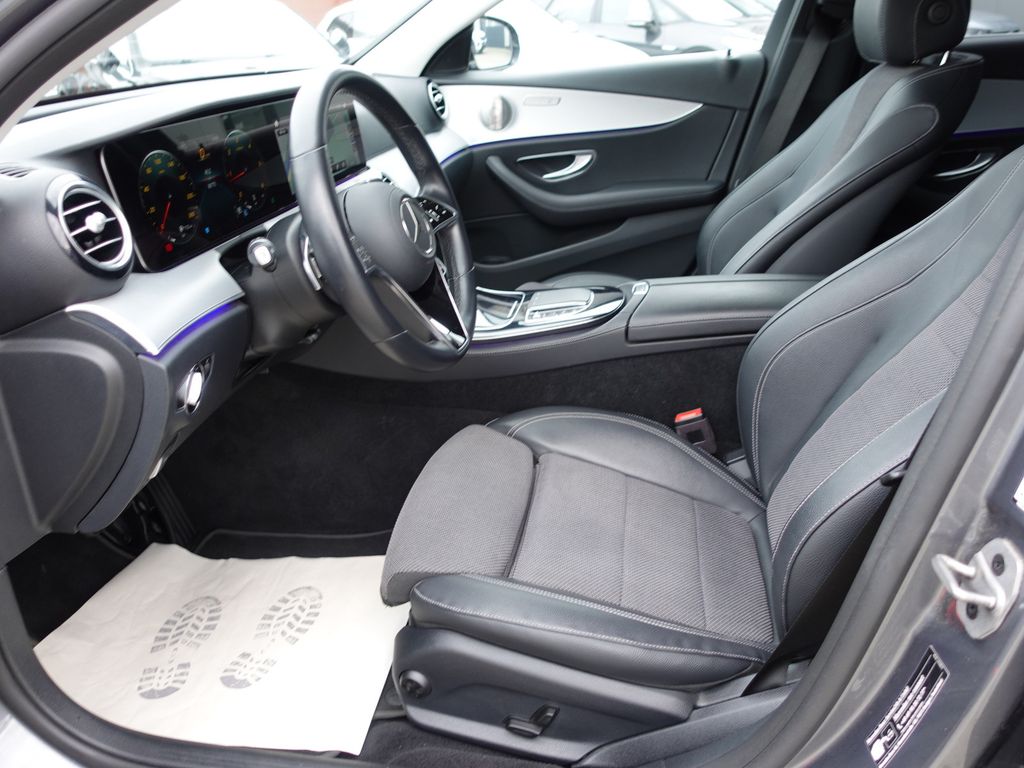 Mercedes-Benz E 220 2021