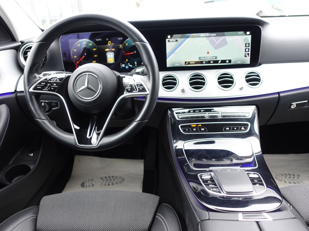 Mercedes-Benz E 220 2021