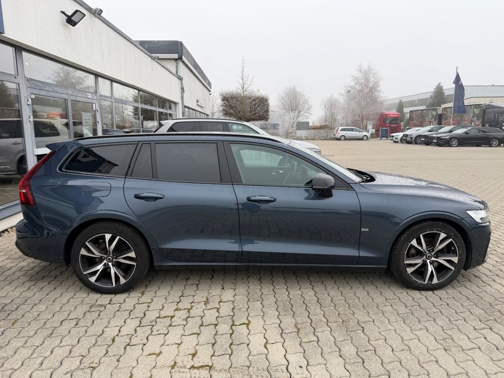 Volvo V60 2022