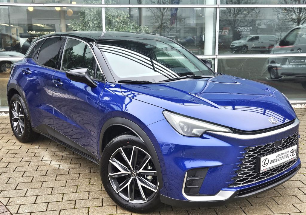 Lexus LBX 2025