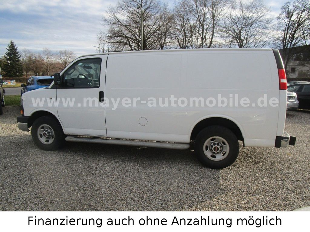GMC Savana 2016