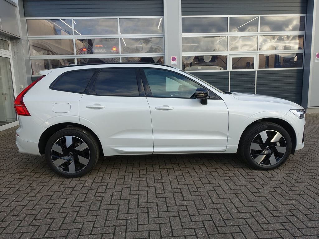 Volvo XC60 2025