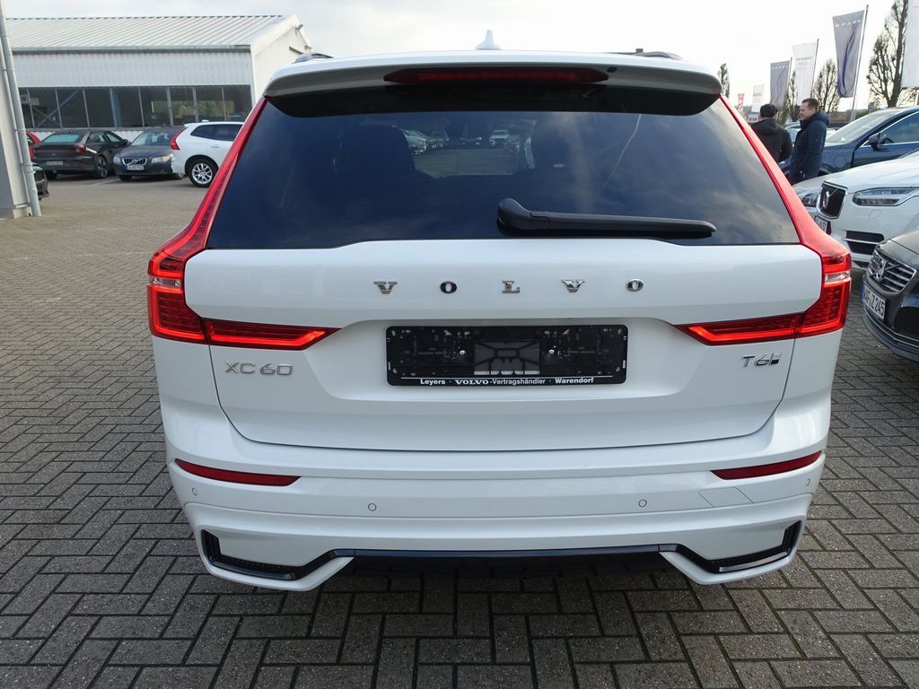 Volvo XC60 2025