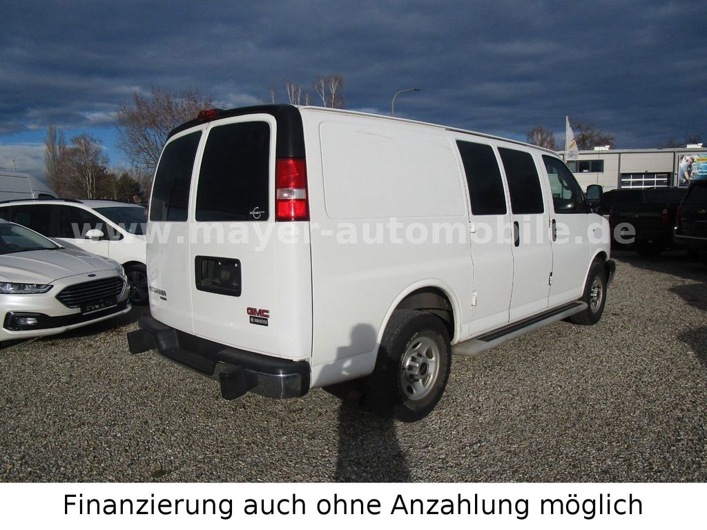 GMC Savana 2016