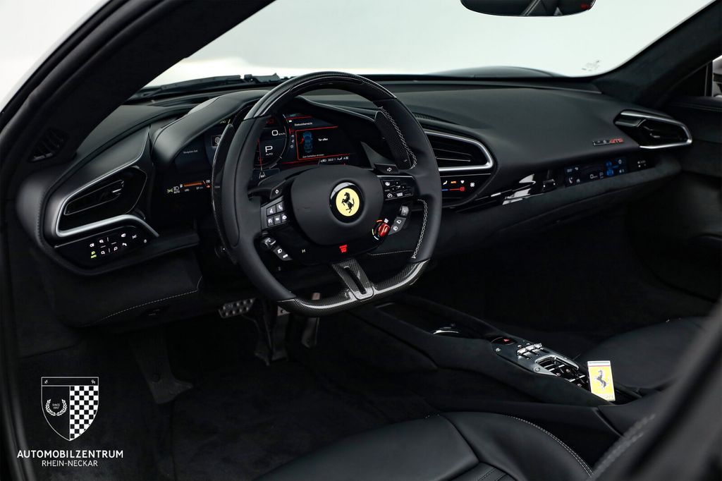 Ferrari 296 GTS 2025