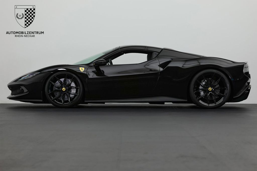 Ferrari 296 GTS 2025