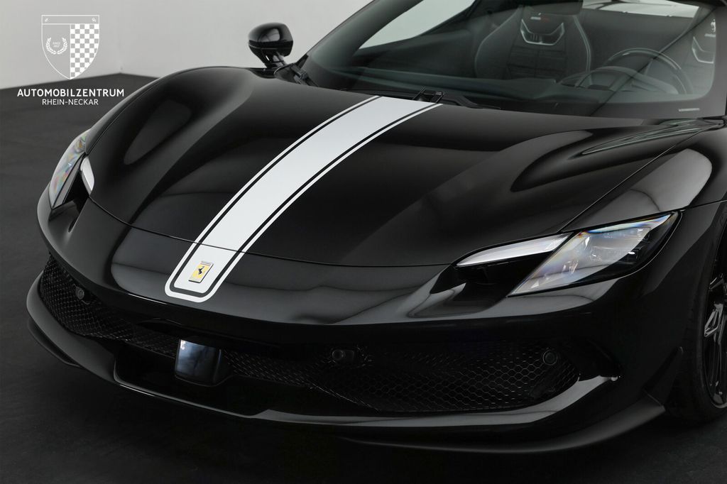 Ferrari 296 GTS 2025