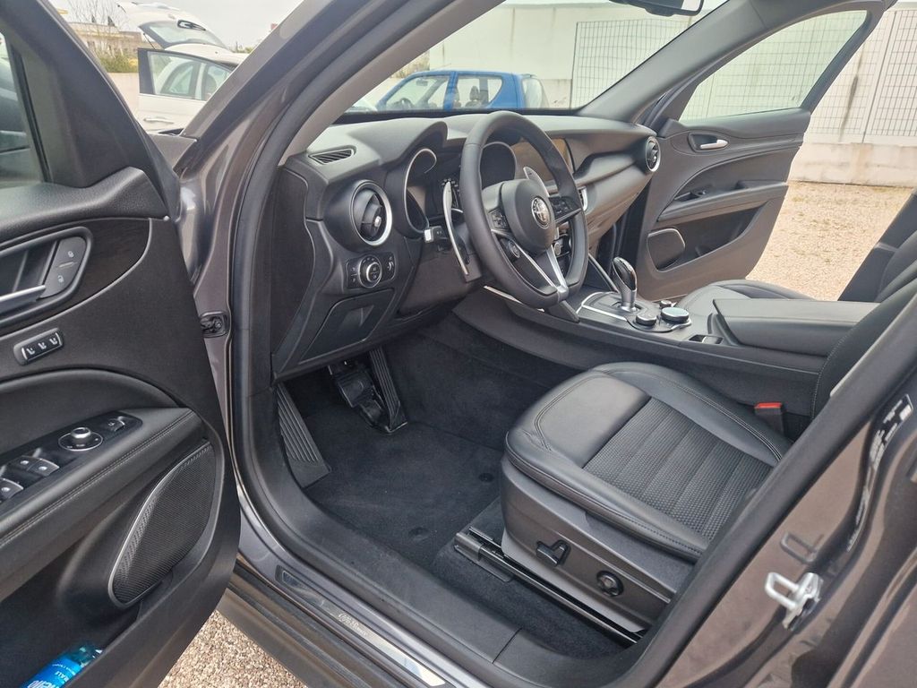 Alfa Romeo Stelvio 2020