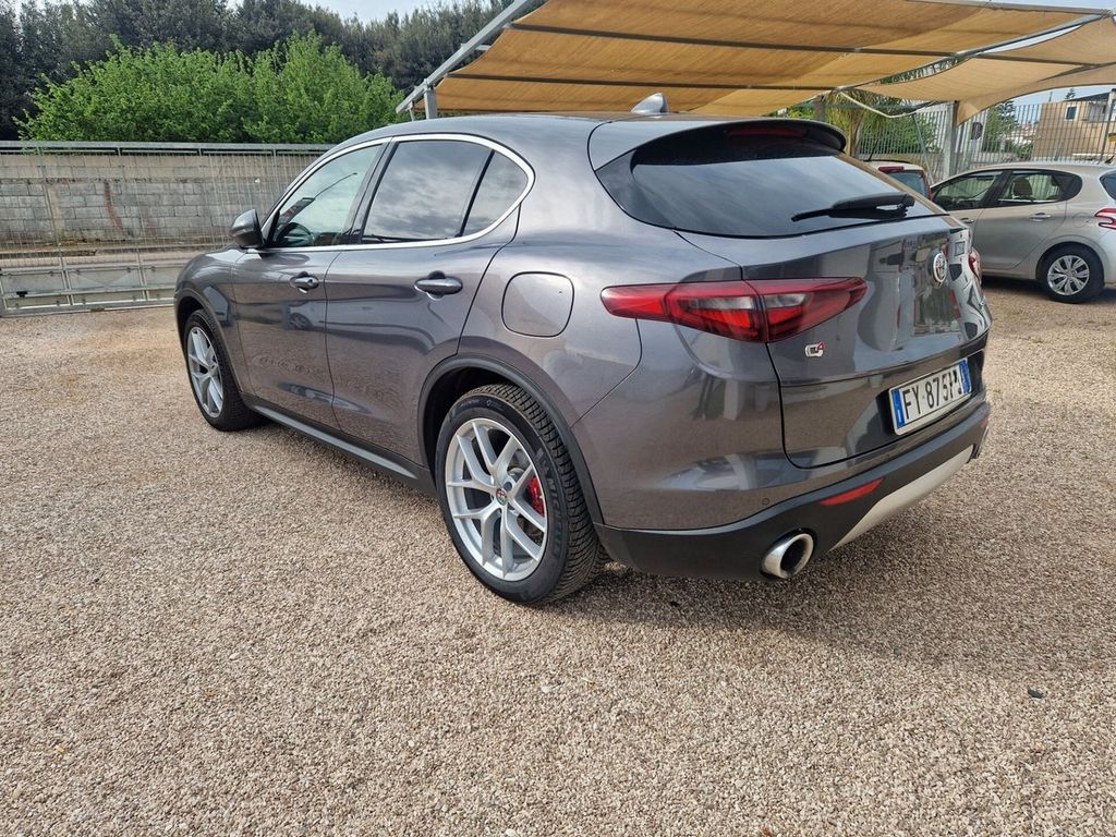 Alfa Romeo Stelvio 2020